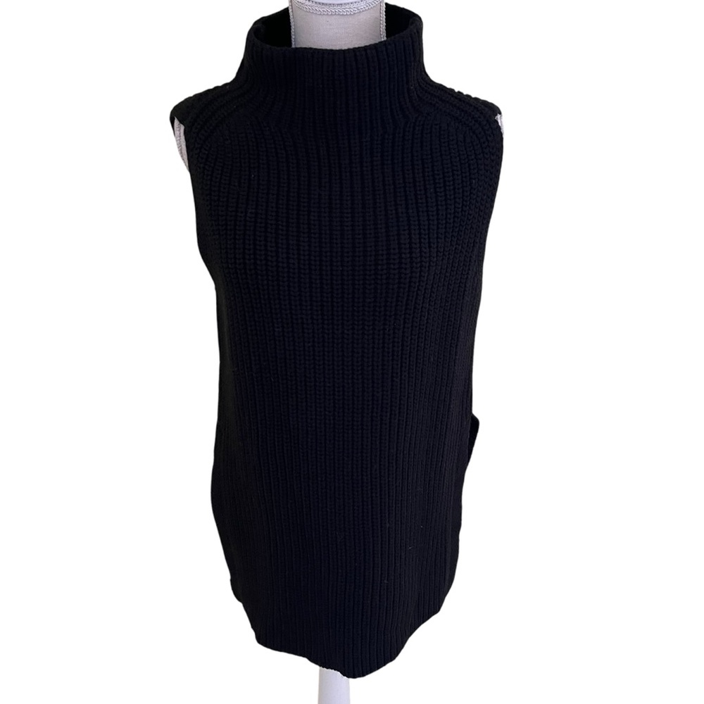 Raffi Black Extra Fine Merino Wool Turtleneck Sleeveless Chunky Knit Sweater M